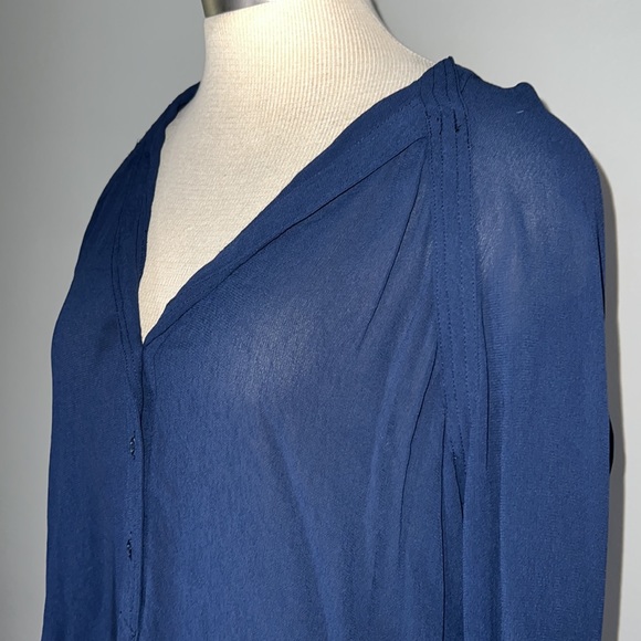 BCBGMaxAzria Sheer Tunic Size Small - Picture 2 of 9